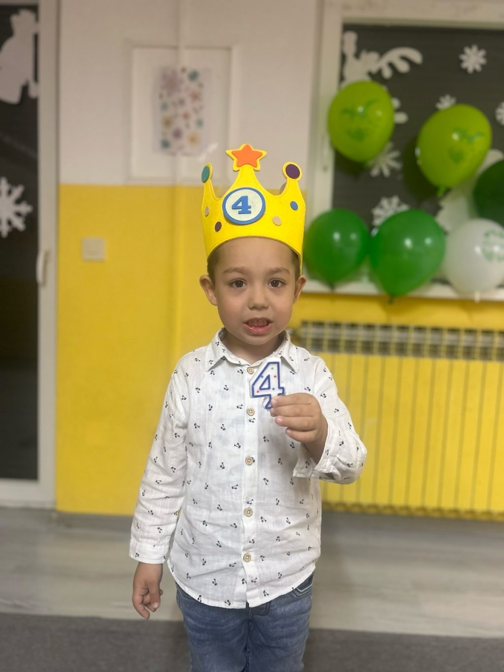 Instagram post from vrtickiki. This post is in position 0.