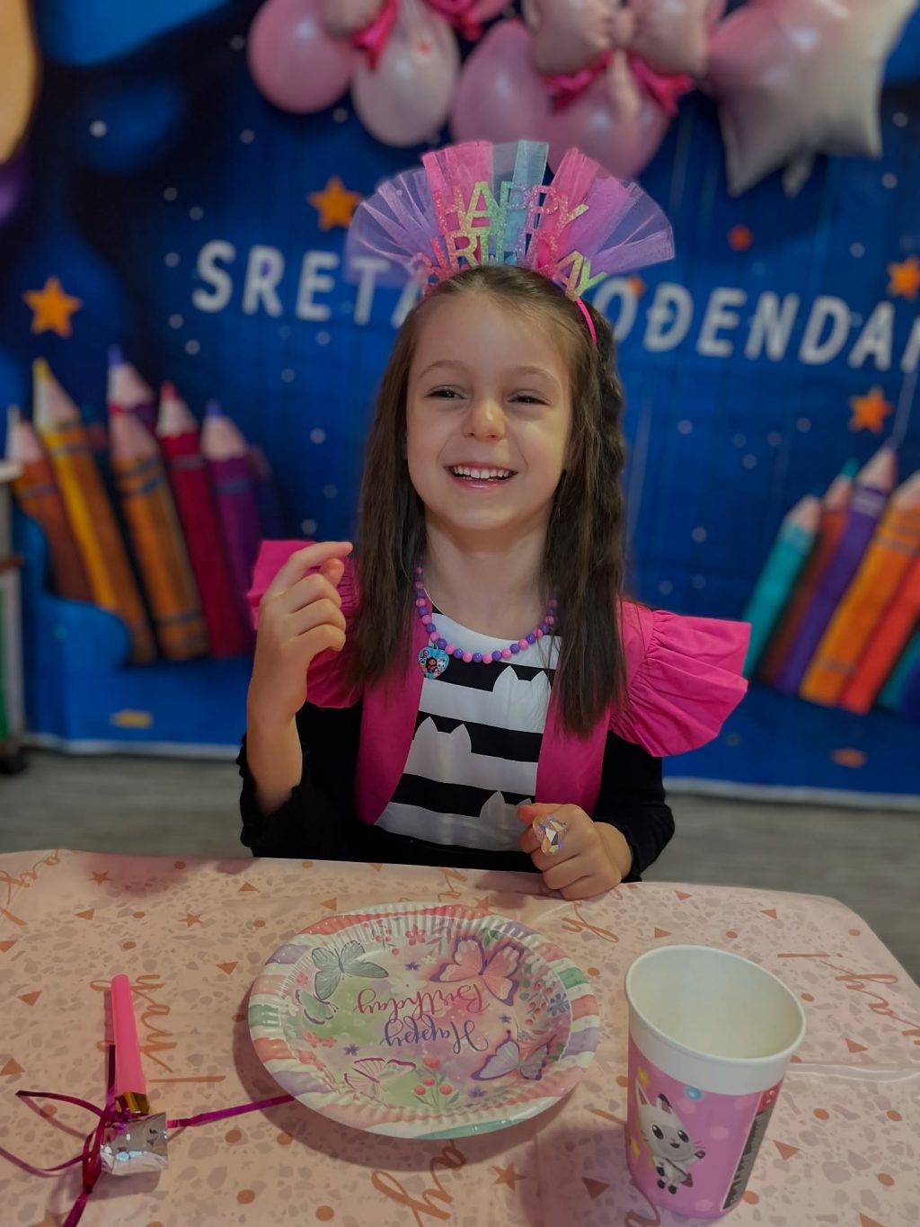 Instagram post from vrtickiki. This post is in position 2.