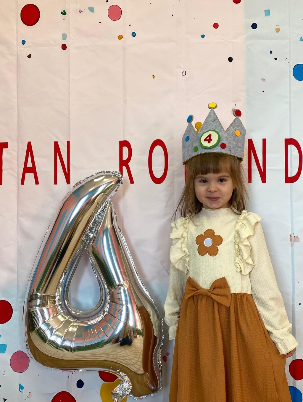 Instagram post from vrtickiki. This post is in position 4.