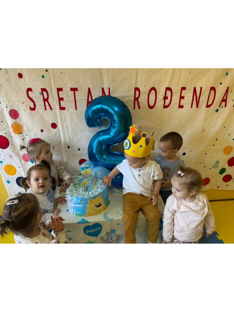 Instagram post from vrtickiki. This post is in position 6.