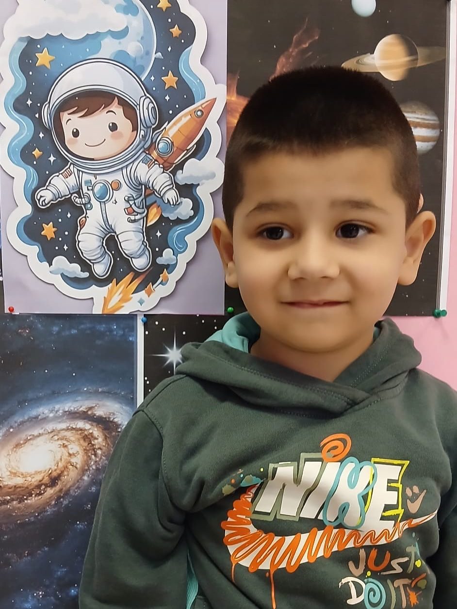 Instagram post from vrtickiki. This post is in position 9.