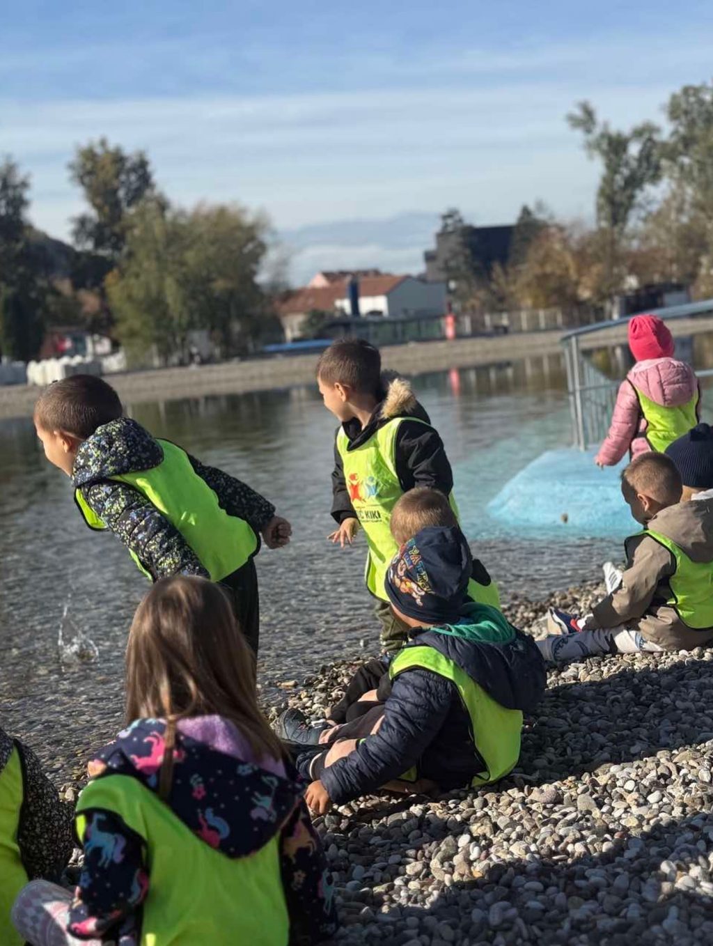 Instagram post from vrtickiki. This post is in position 8.