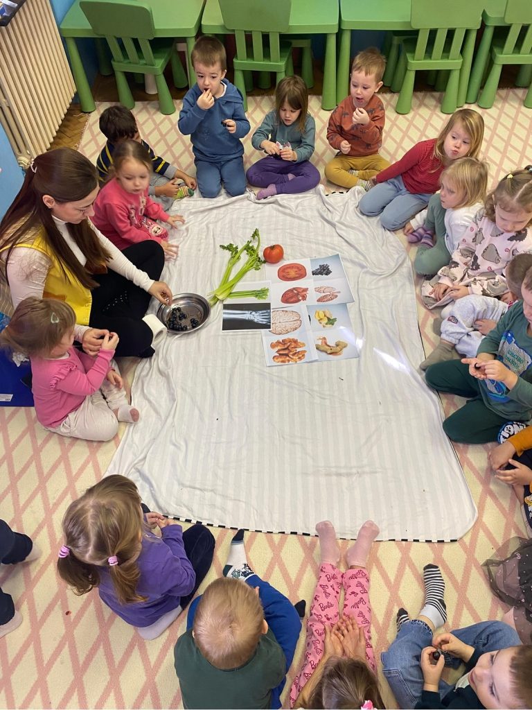 Instagram post from vrtickiki. This post is in position 1.