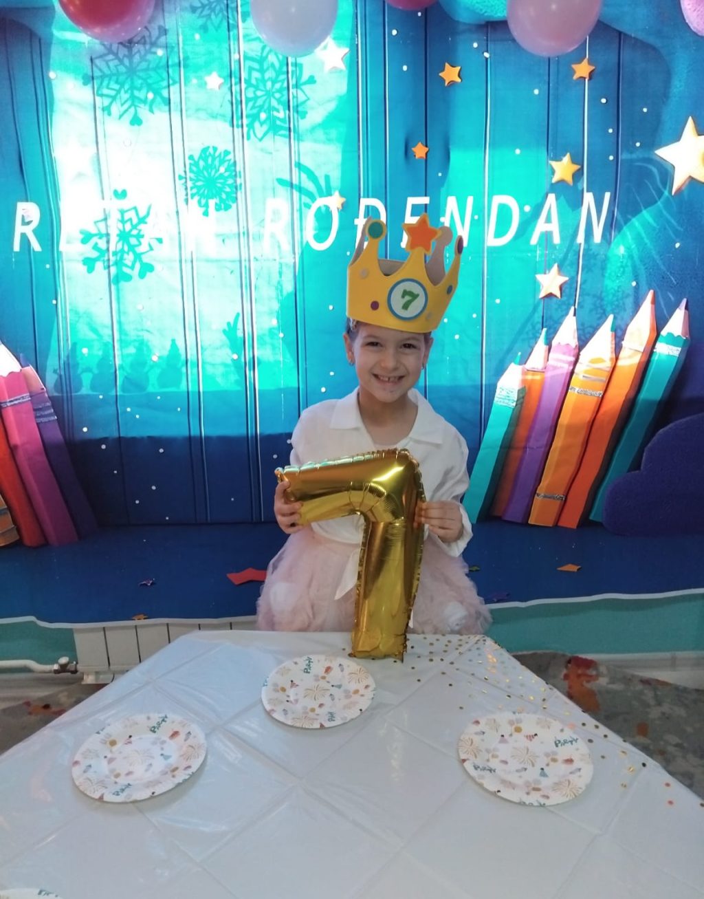 Instagram post from vrtickiki. This post is in position 2.