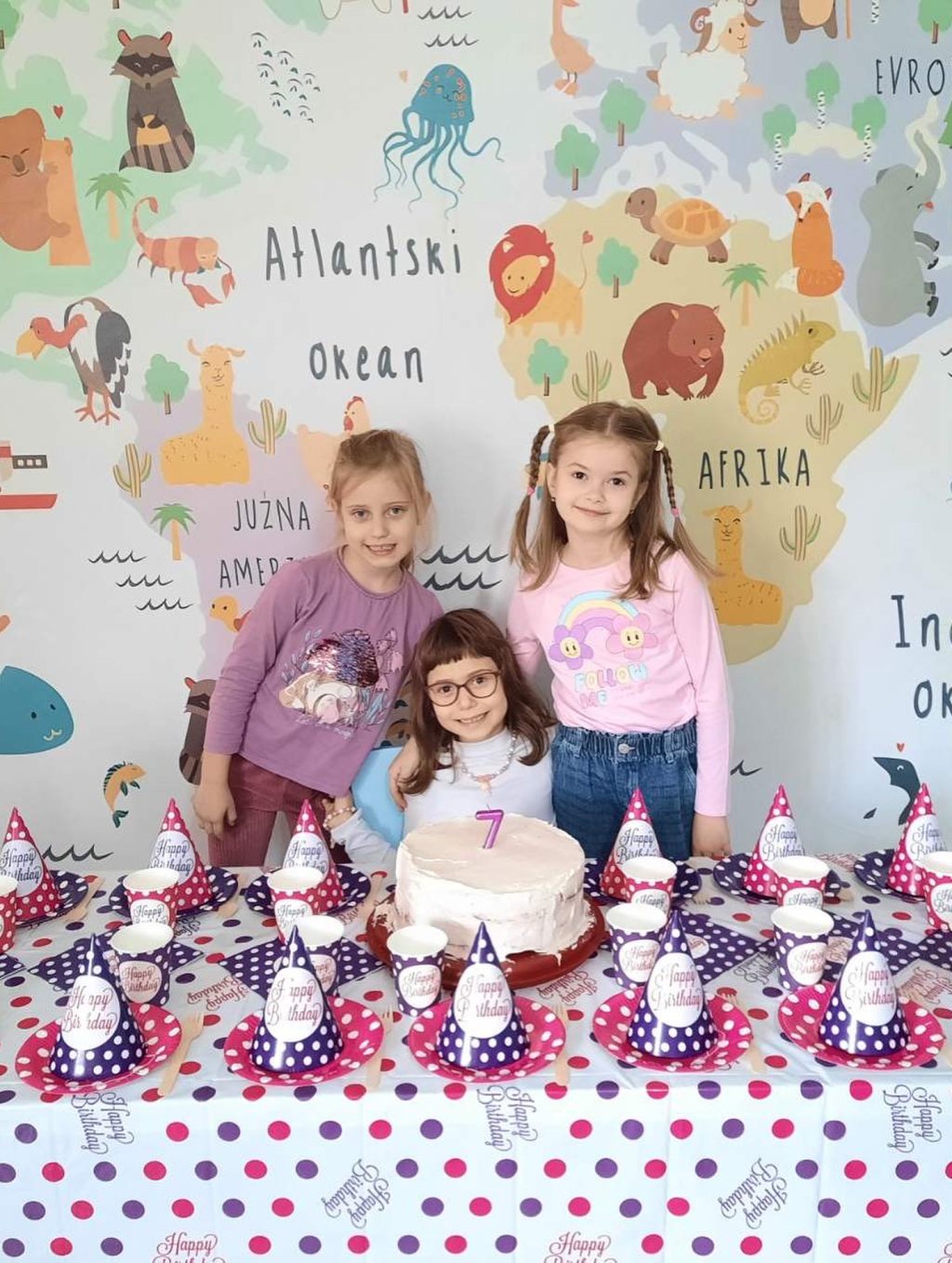 Instagram post from vrtickiki. This post is in position 7.