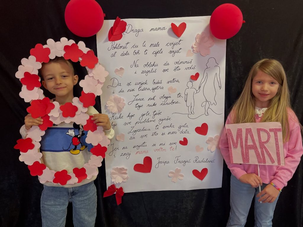 Instagram post from vrtickiki. This post is in position 8.