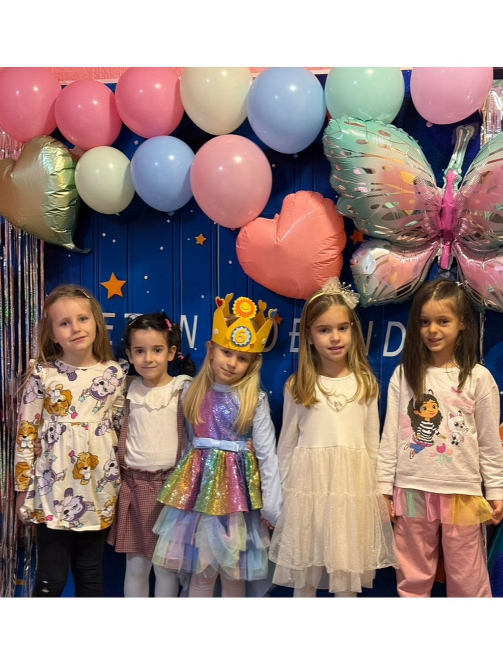 Instagram post from vrtickiki. This post is in position 10.