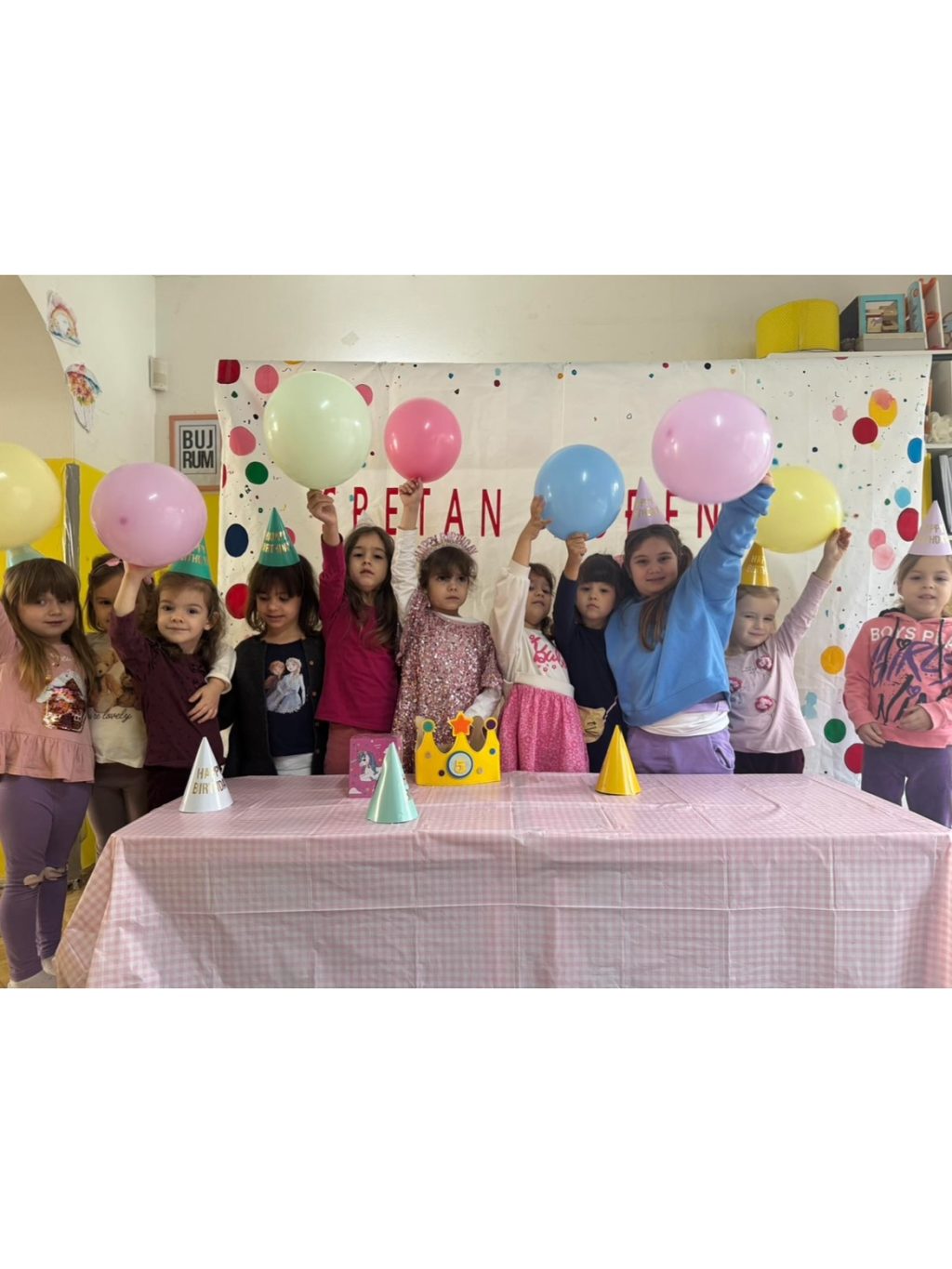 Instagram post from vrtickiki. This post is in position 5.