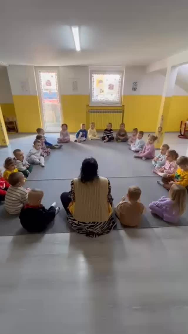 Instagram post from vrtickiki. This post is in position 5.