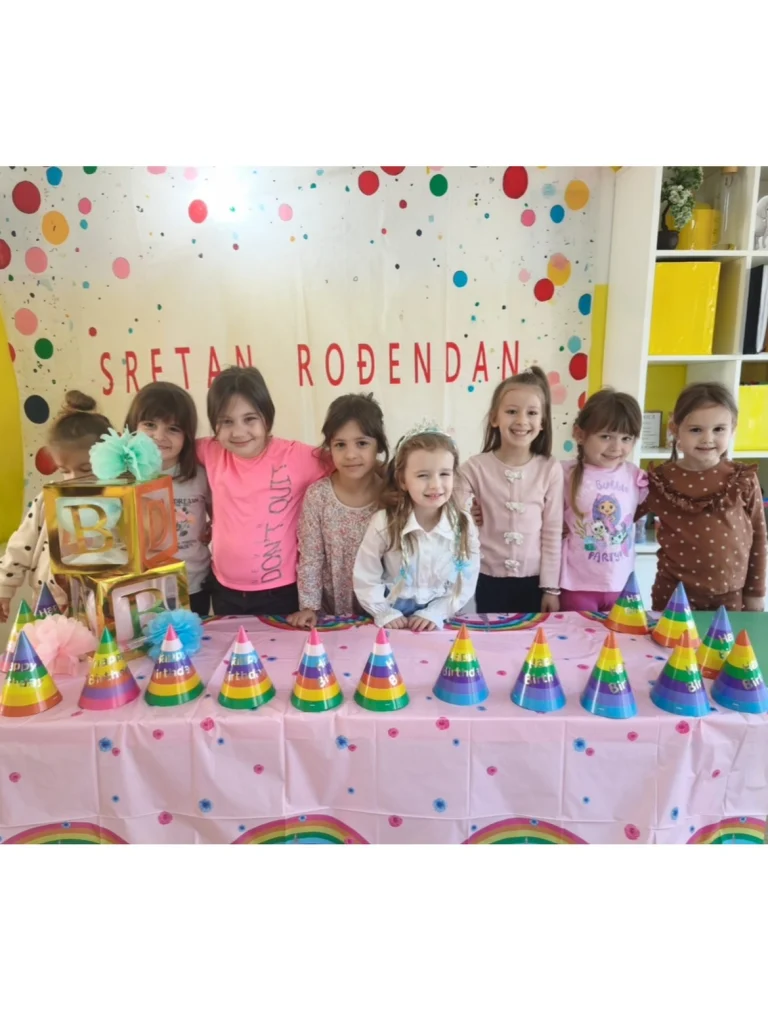 Instagram post from vrtickiki. This post is in position 6.