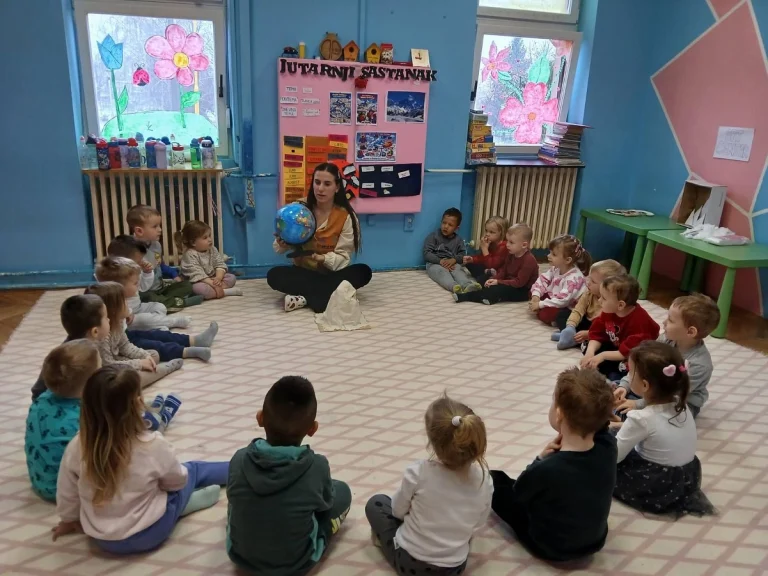 Instagram post from vrtickiki. This post is in position 5.