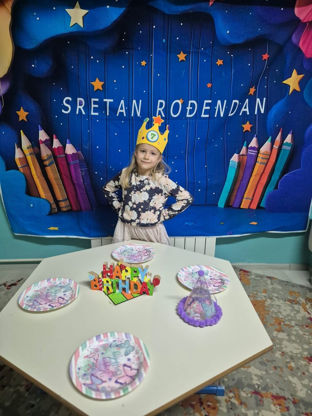 Instagram post from vrtickiki. This post is in position 0.