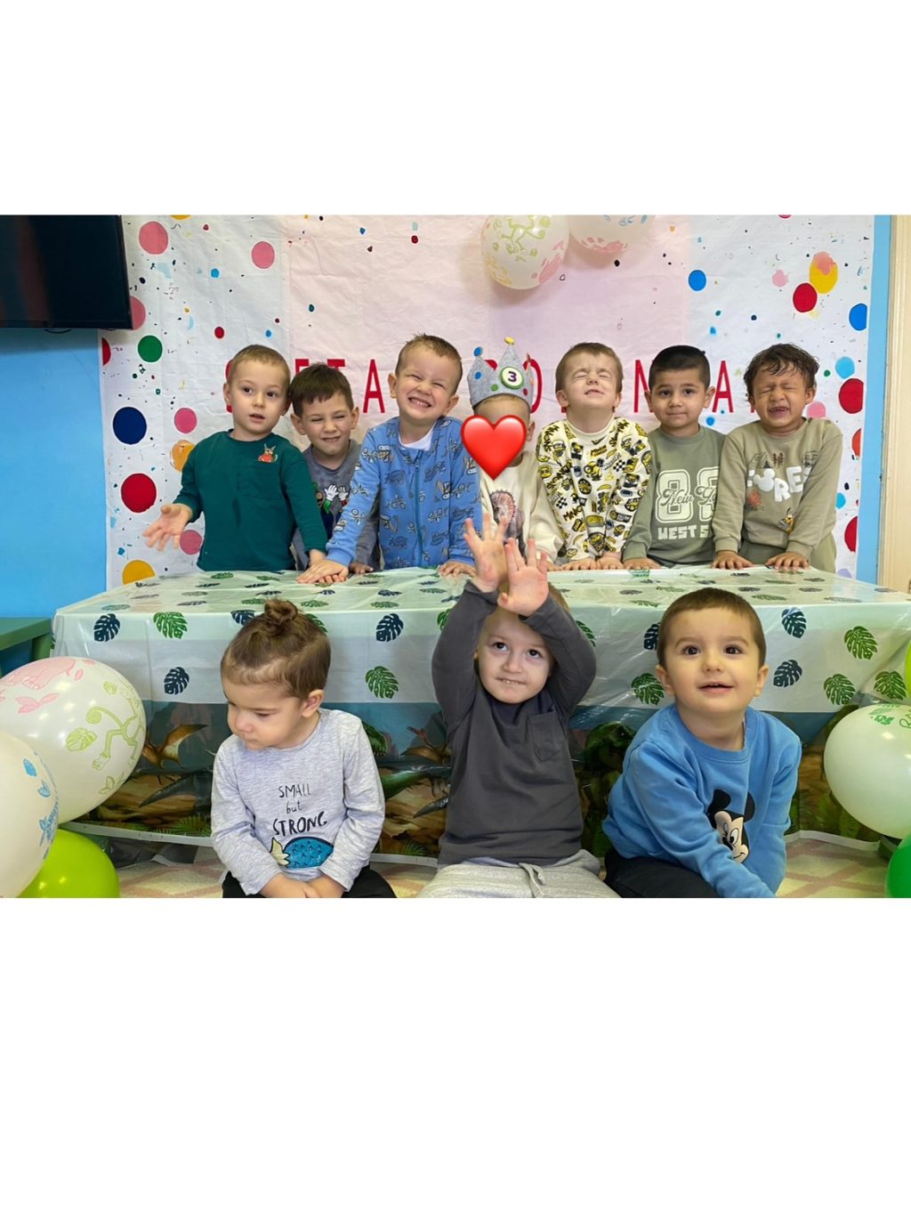 Instagram post from vrtickiki. This post is in position 5.