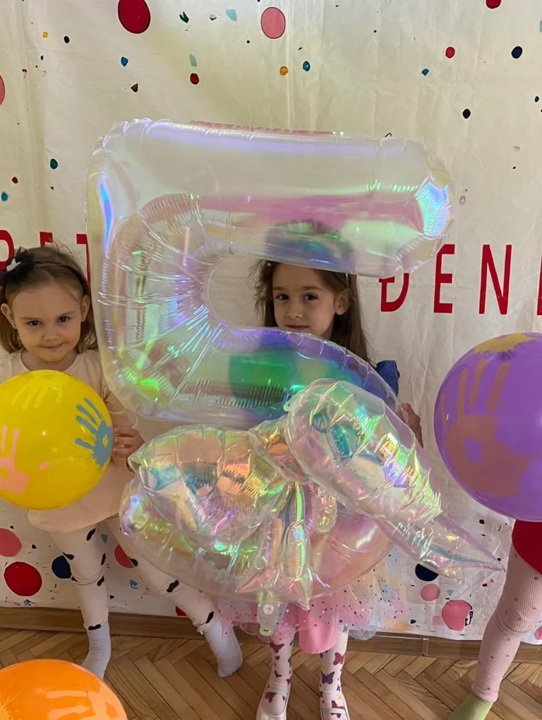 Instagram post from vrtickiki. This post is in position 6.