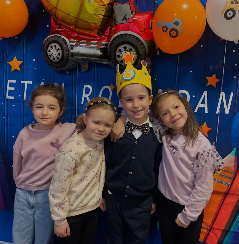 Instagram post from vrtickiki. This post is in position 7.