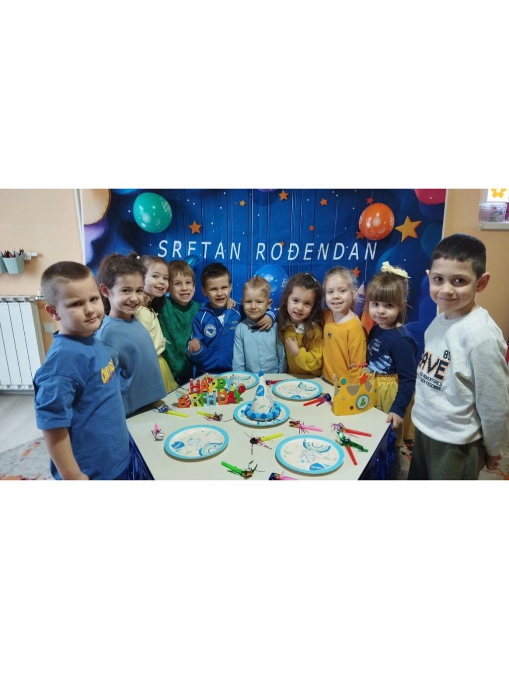 Instagram post from vrtickiki. This post is in position 7.