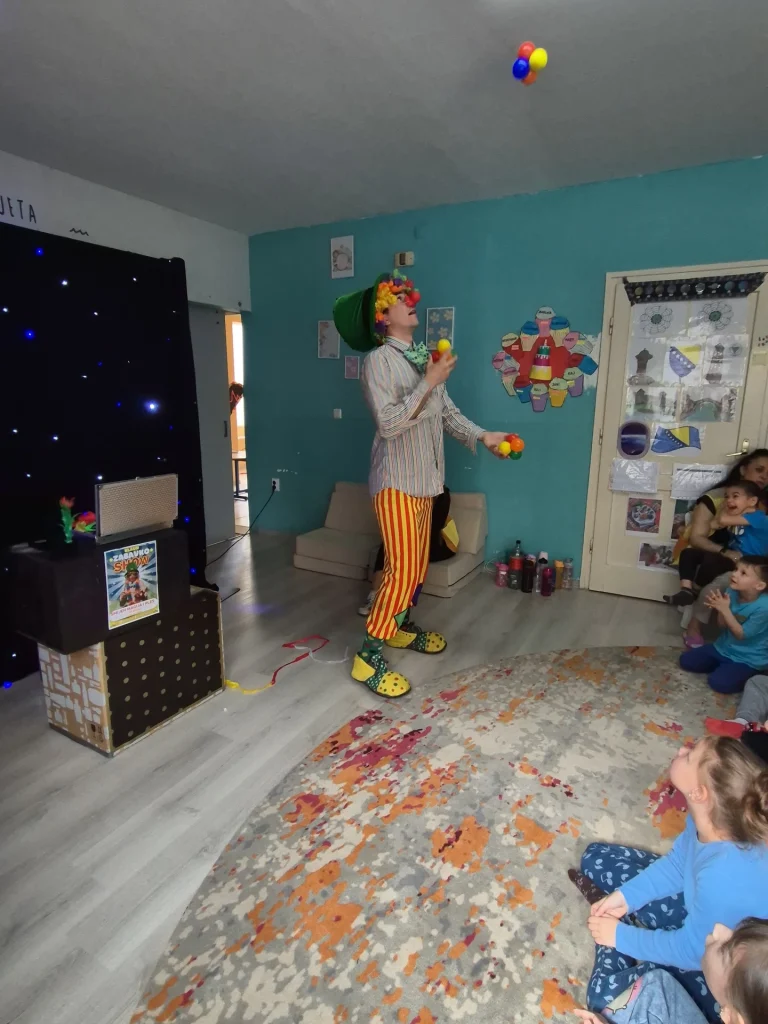 Instagram post from vrtickiki. This post is in position 5.