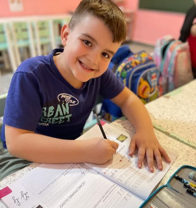 Instagram post from vrtickiki. This post is in position 6.