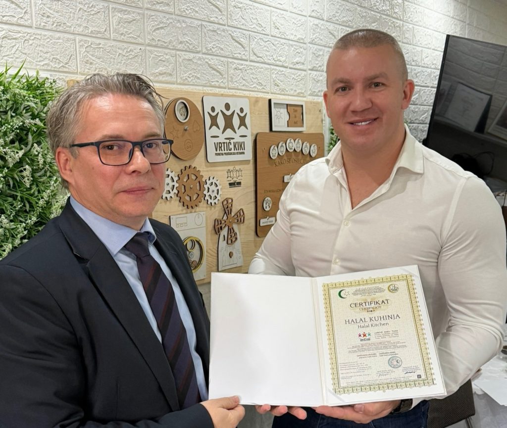 Instagram post from vrtickiki. This post is in position 1.