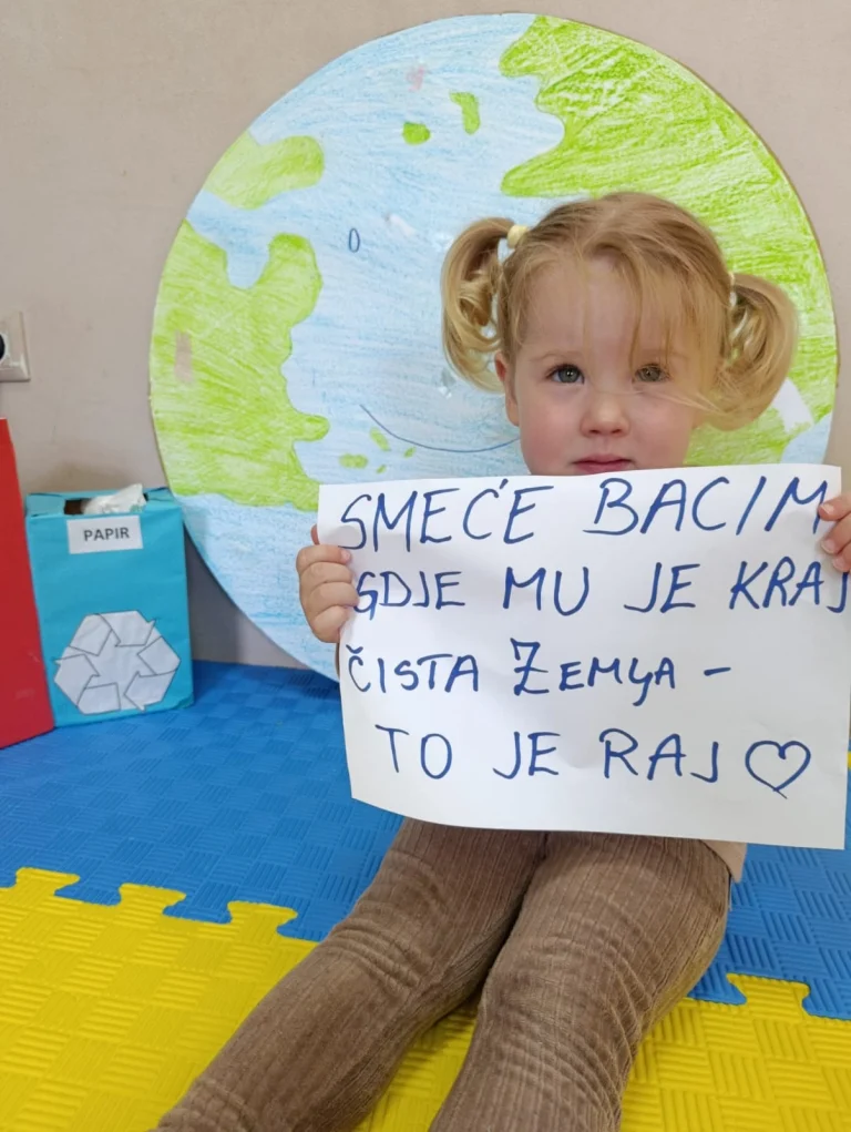 Instagram post from vrtickiki. This post is in position 9.