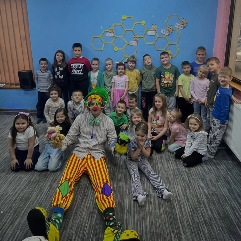 Instagram post from vrtickiki. This post is in position 0.