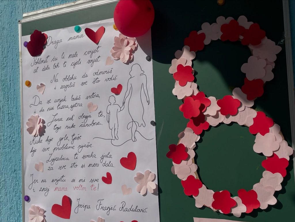 Instagram post from vrtickiki. This post is in position 15.