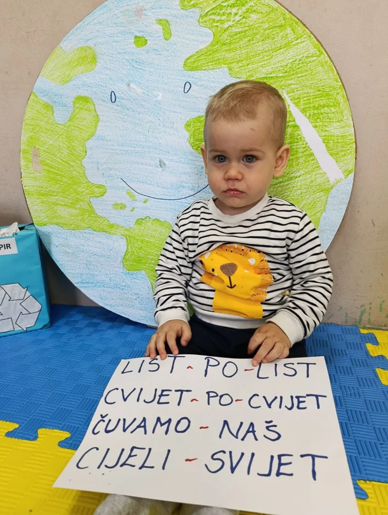 Instagram post from vrtickiki. This post is in position 10.