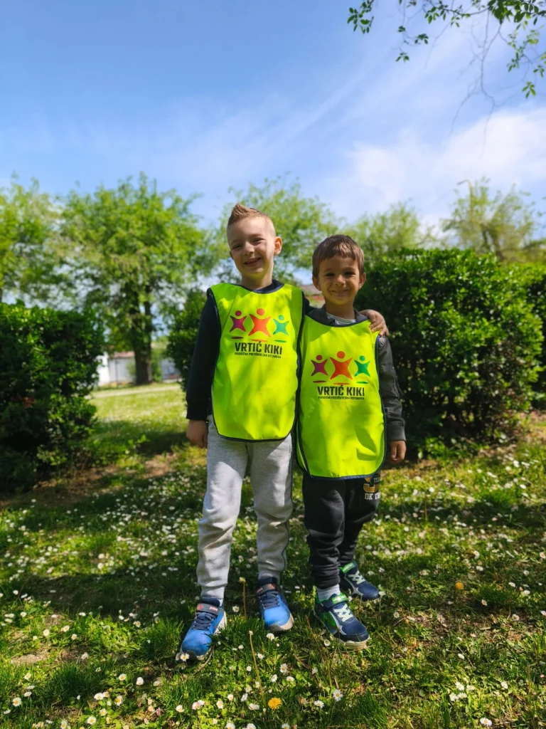 Instagram post from vrtickiki. This post is in position 6.