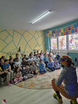 Instagram post from vrtickiki. This post is in position 3.