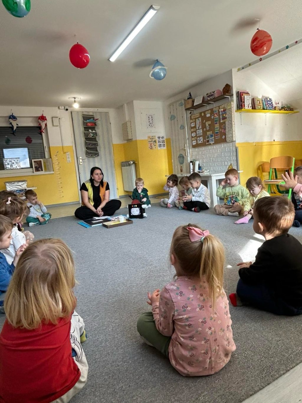 Instagram post from vrtickiki. This post is in position 0.