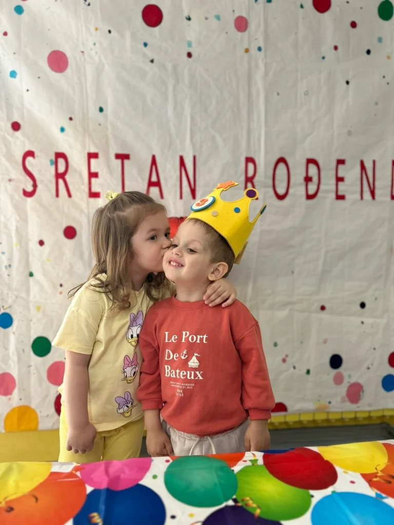 Instagram post from vrtickiki. This post is in position 5.