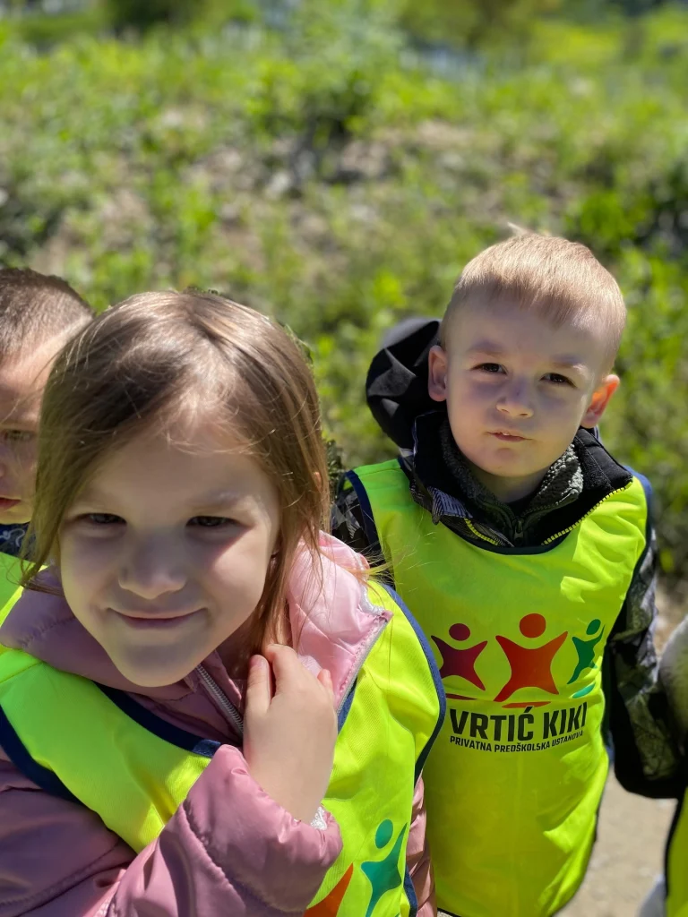 Instagram post from vrtickiki. This post is in position 4.