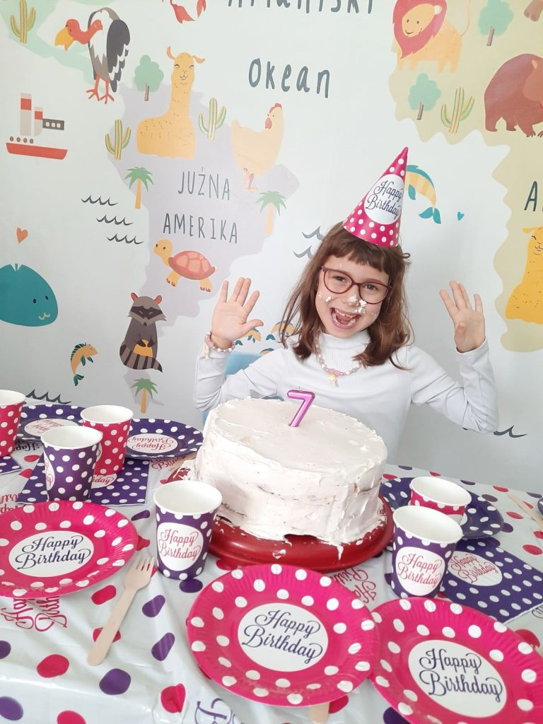 Instagram post from vrtickiki. This post is in position 14.