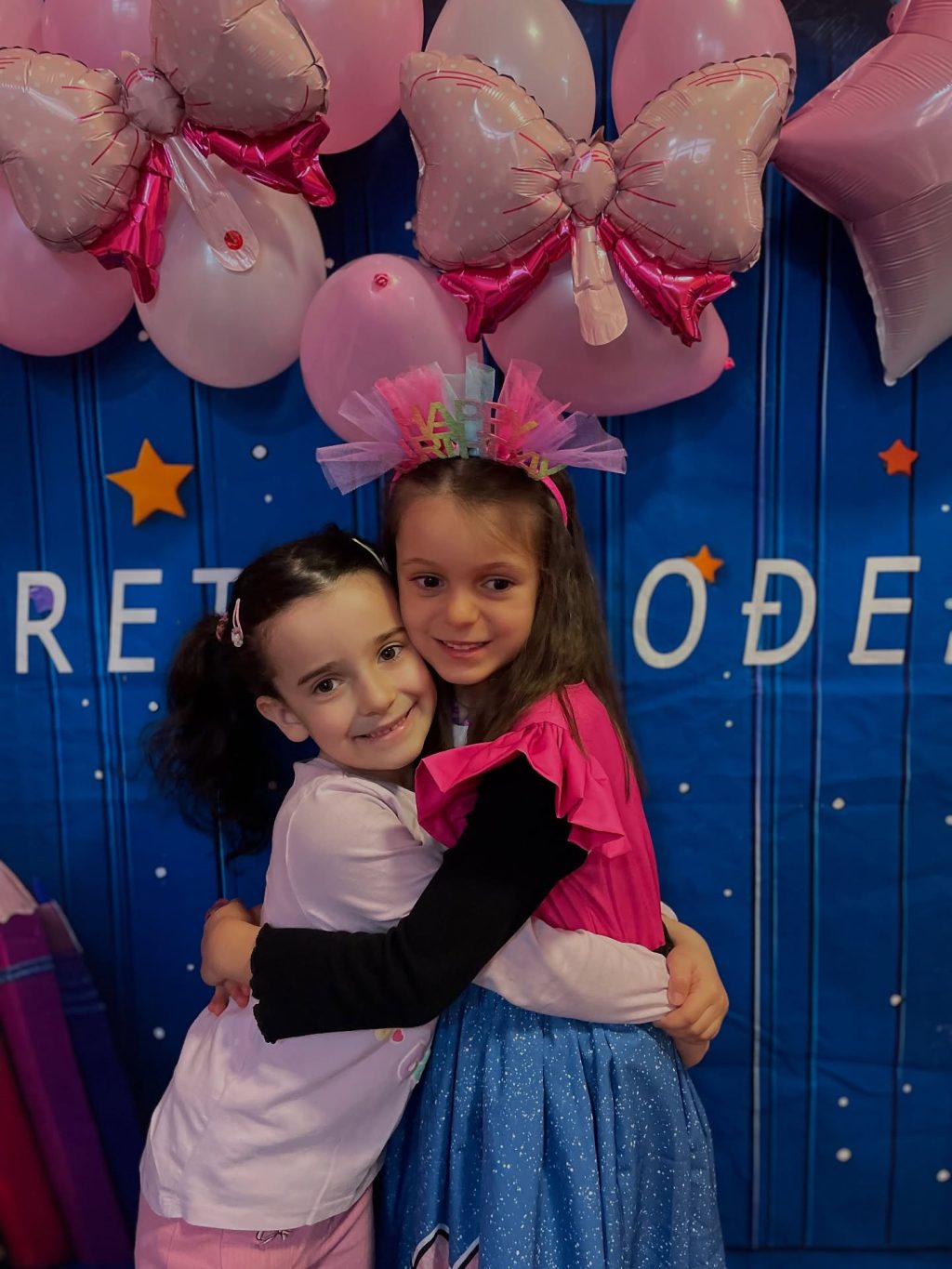 Instagram post from vrtickiki. This post is in position 10.