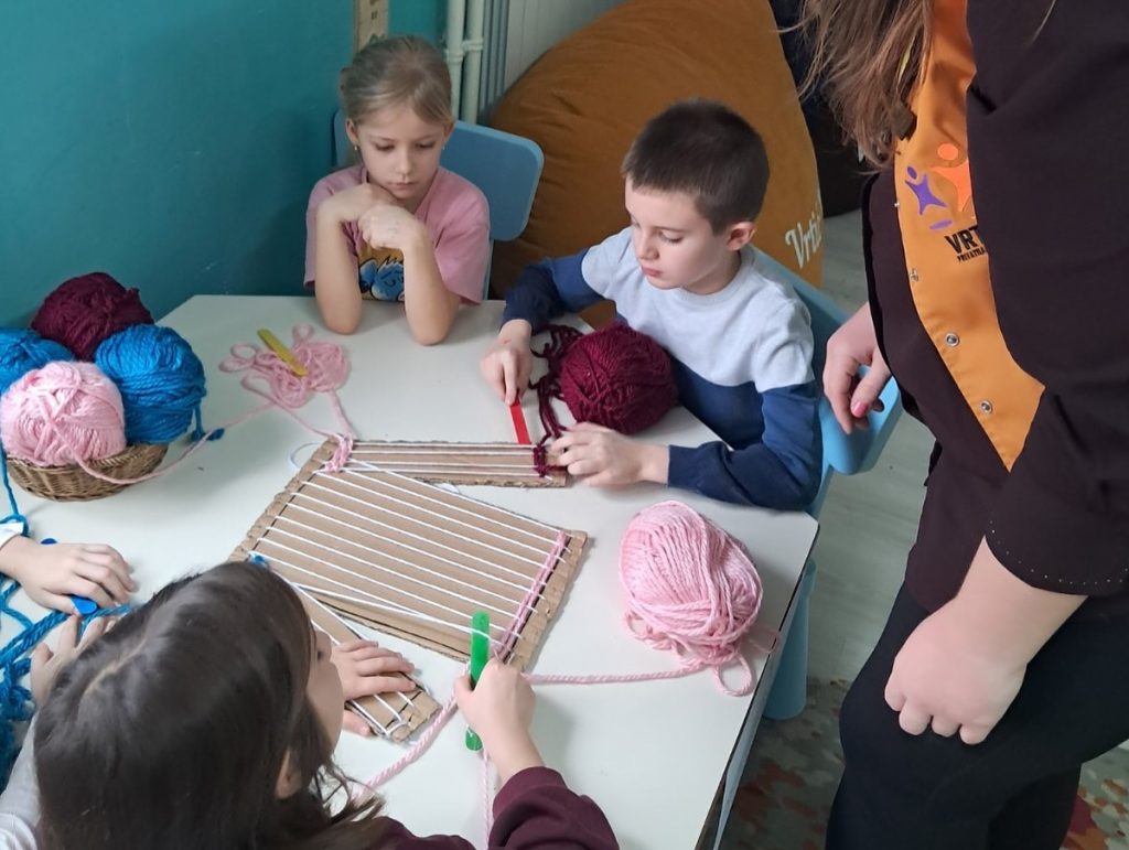 Instagram post from vrtickiki. This post is in position 8.