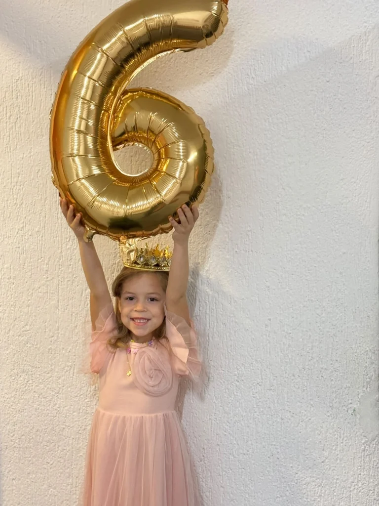 Instagram post from vrtickiki. This post is in position 2.