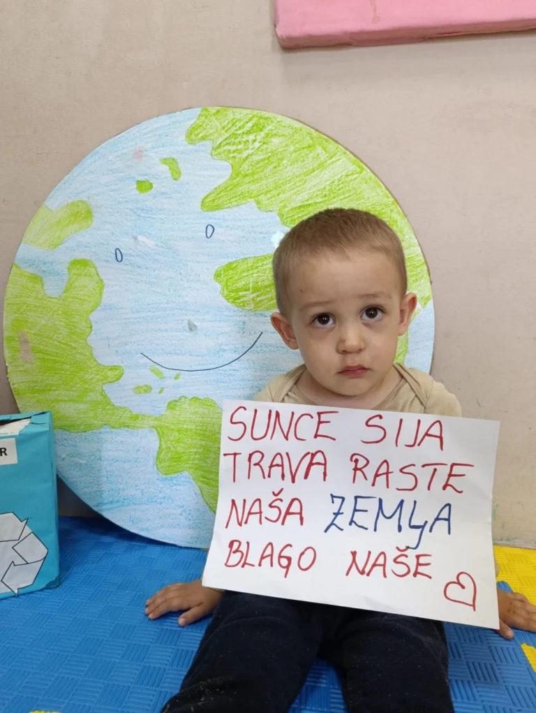 Instagram post from vrtickiki. This post is in position 14.