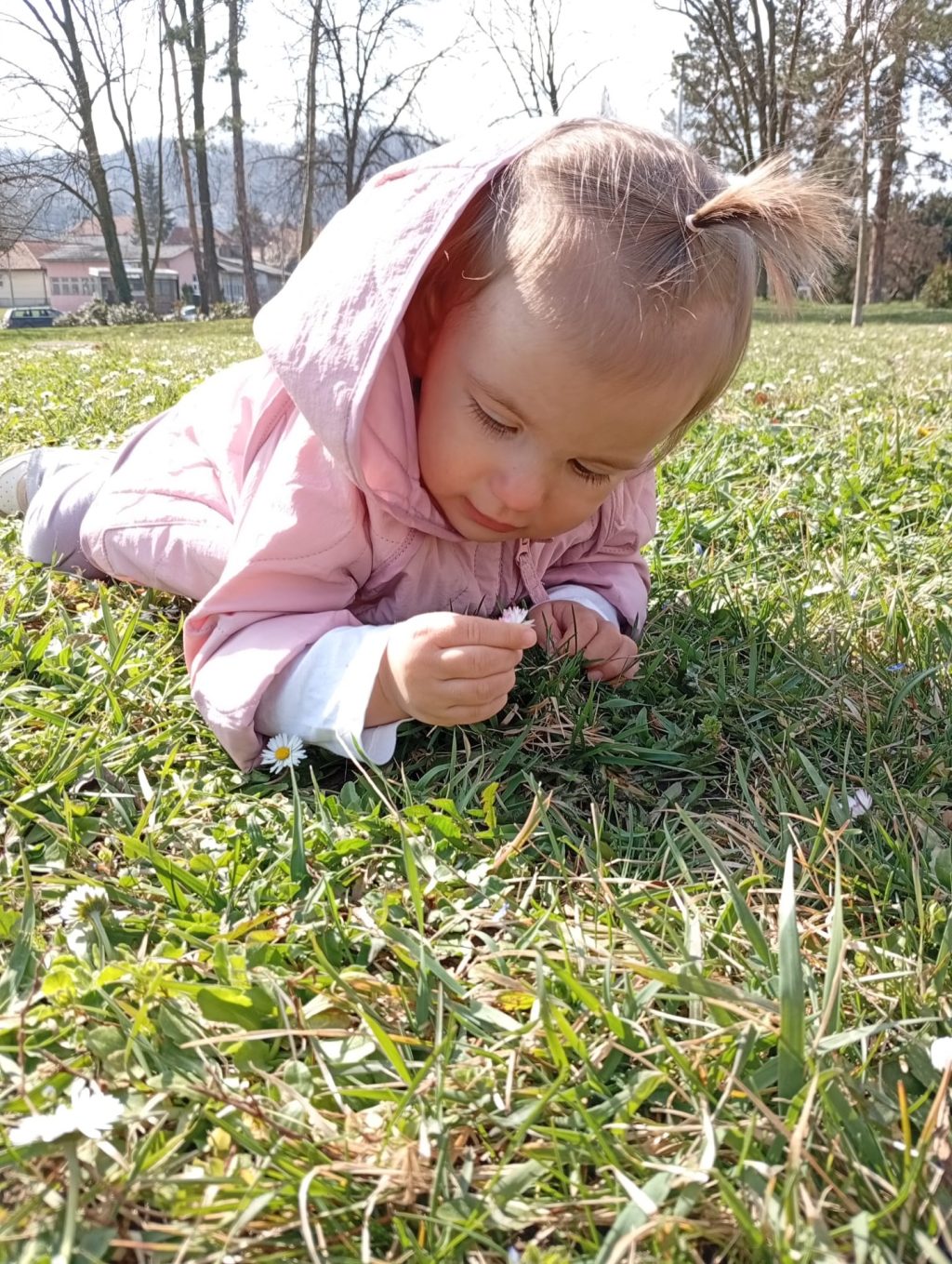 Instagram post from vrtickiki. This post is in position 9.