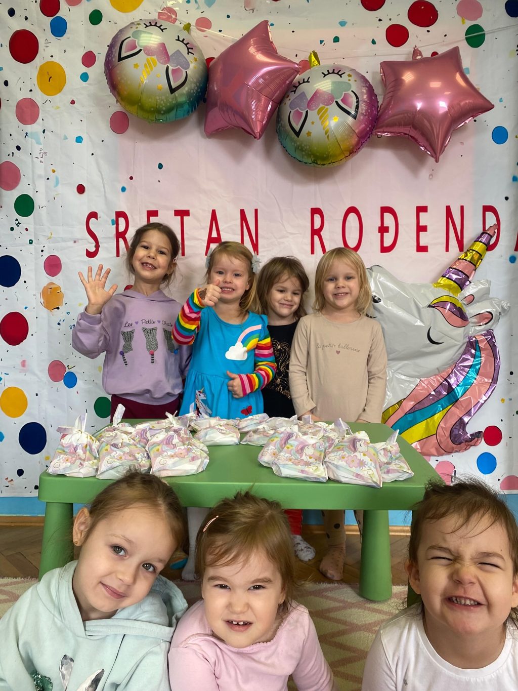 Instagram post from vrtickiki. This post is in position 5.