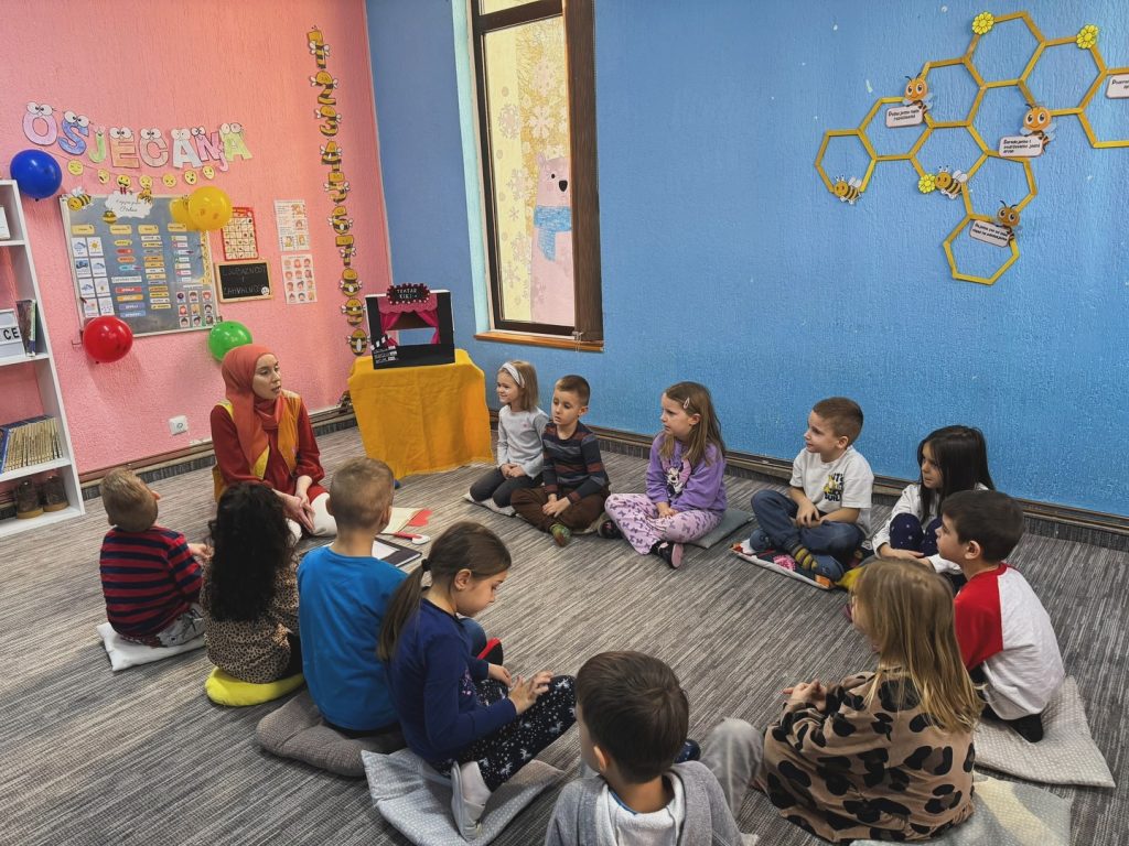 Instagram post from vrtickiki. This post is in position 0.