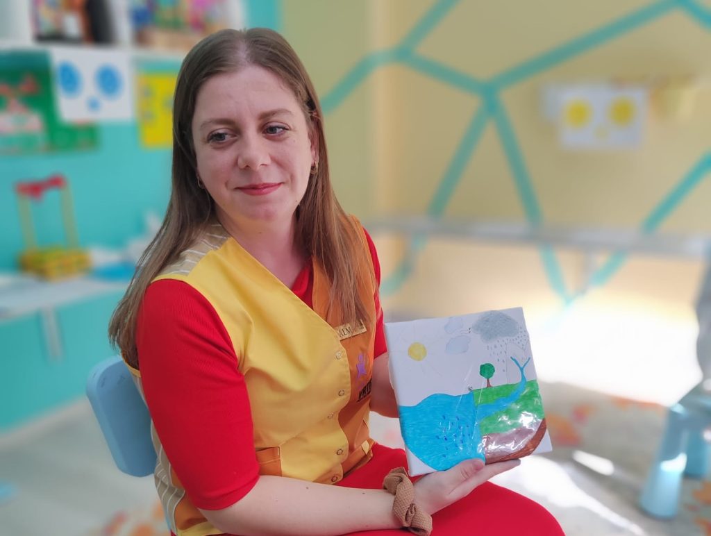 Instagram post from vrtickiki. This post is in position 4.