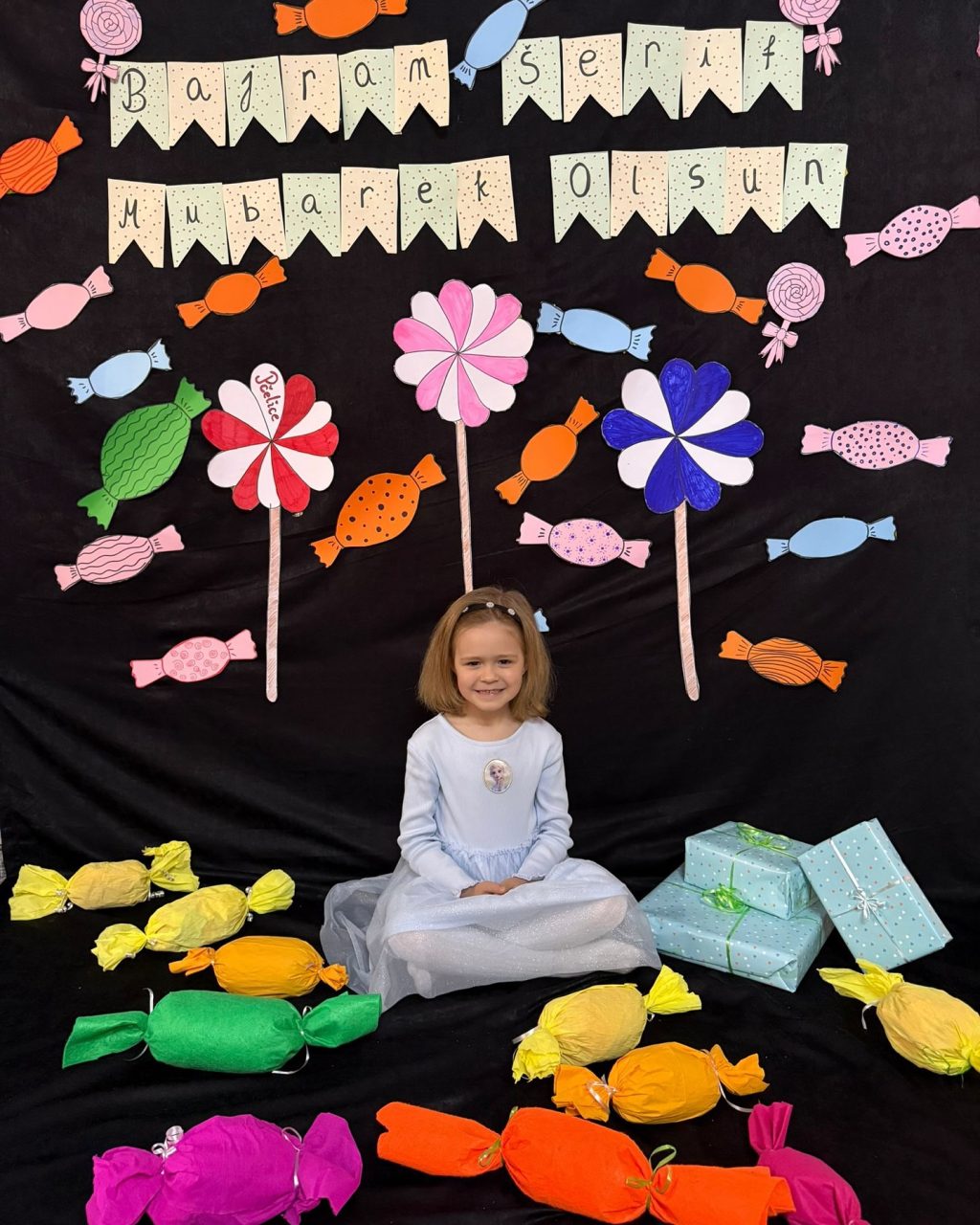 Instagram post from vrtickiki. This post is in position 10.