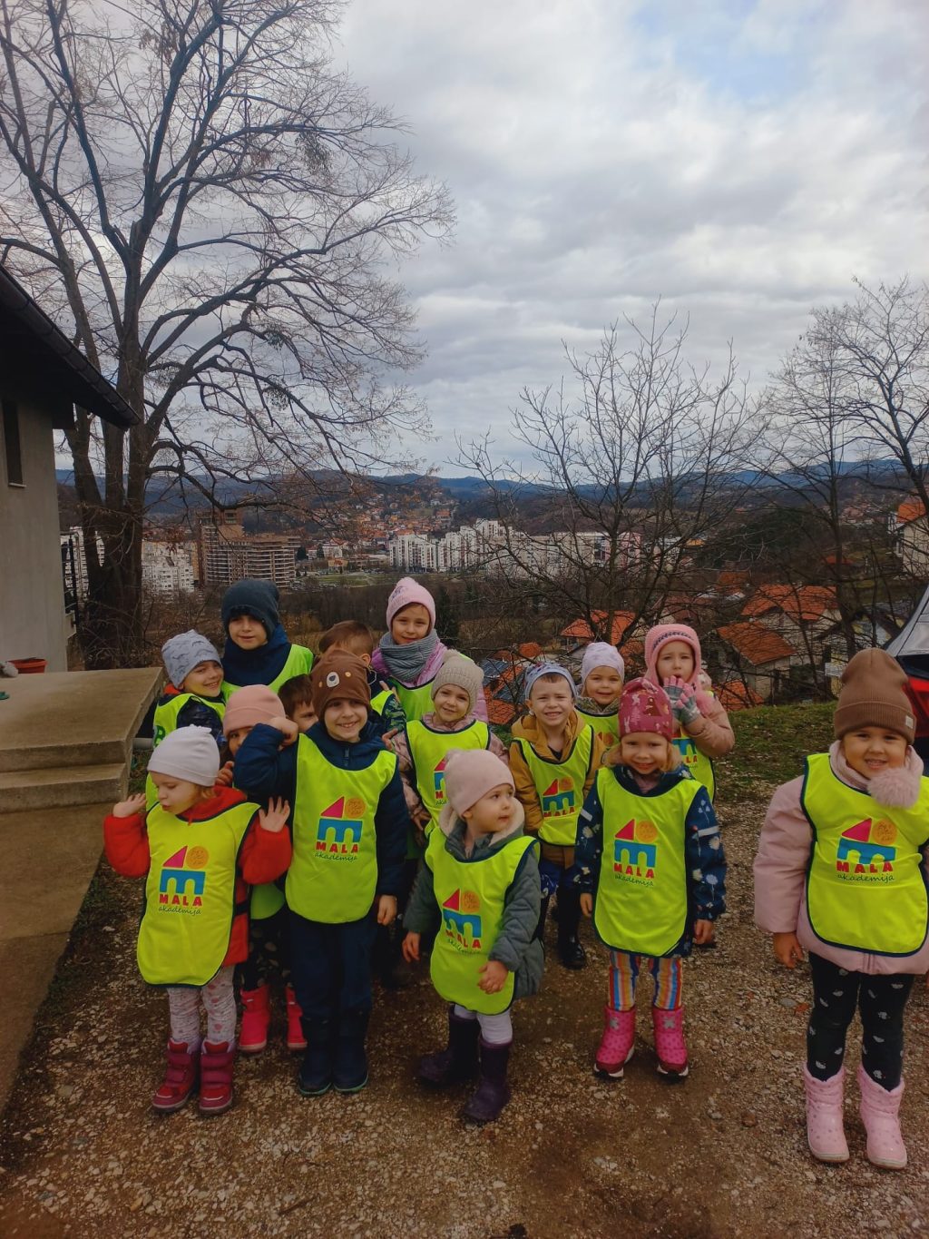 Instagram post from vrtickiki. This post is in position 14.