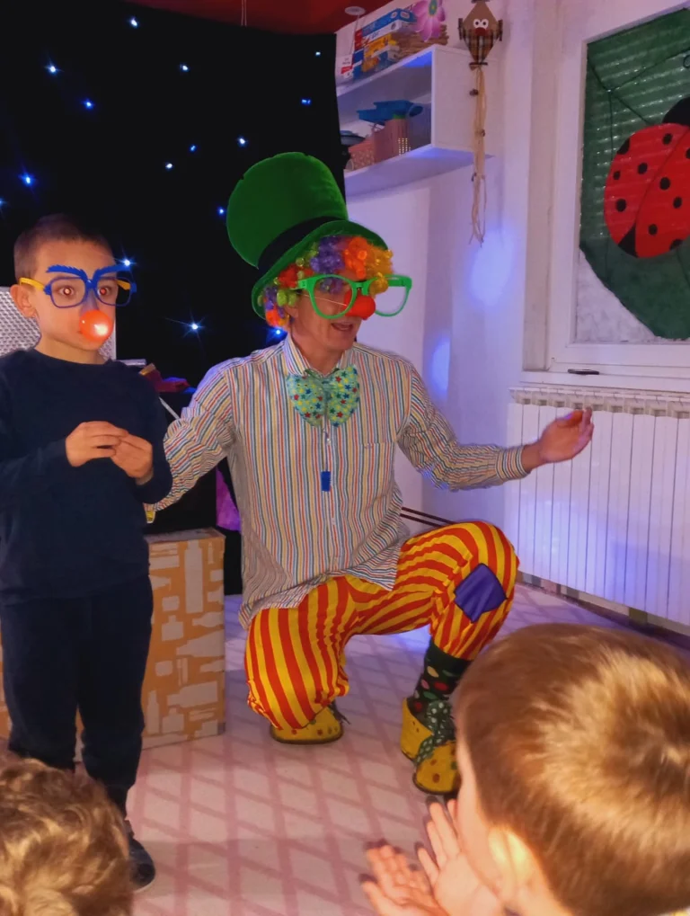 Instagram post from vrtickiki. This post is in position 9.