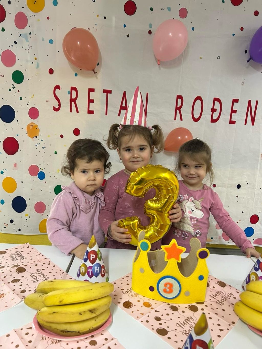 Instagram post from vrtickiki. This post is in position 3.