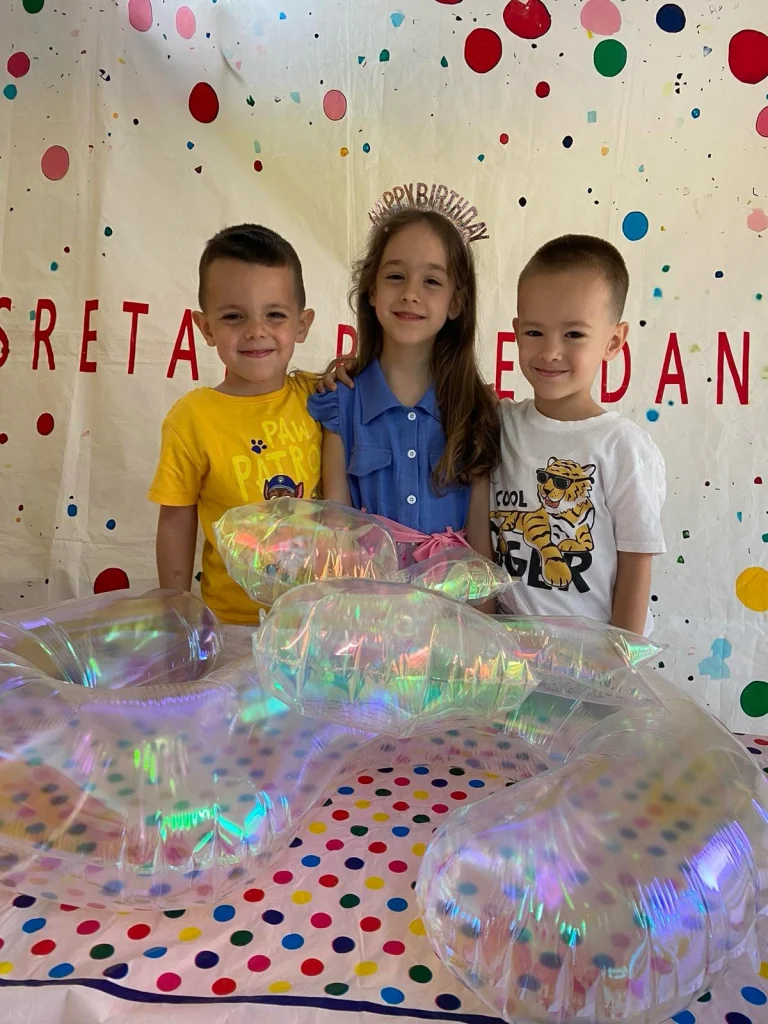 Instagram post from vrtickiki. This post is in position 5.