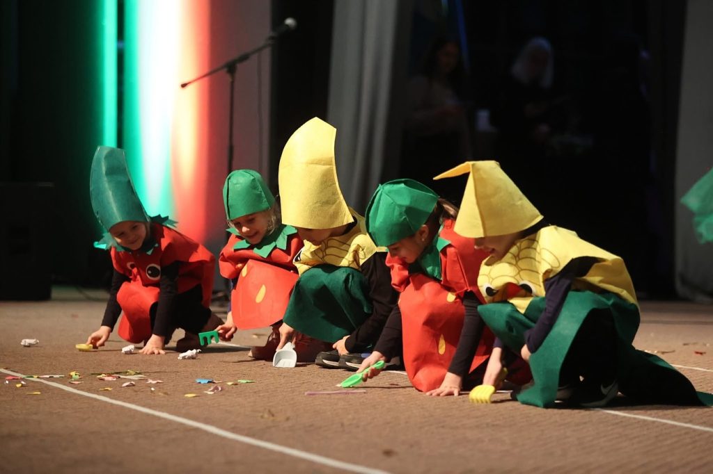 Instagram post from vrtickiki. This post is in position 12.