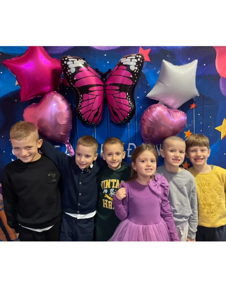 Instagram post from vrtickiki. This post is in position 11.