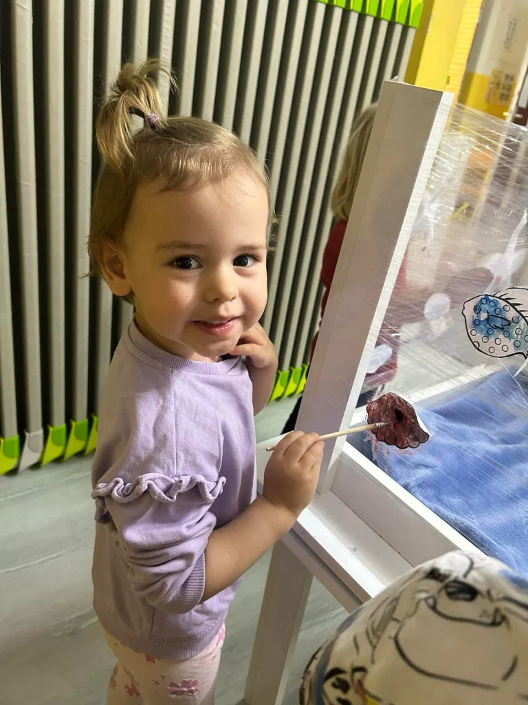 Instagram post from vrtickiki. This post is in position 8.