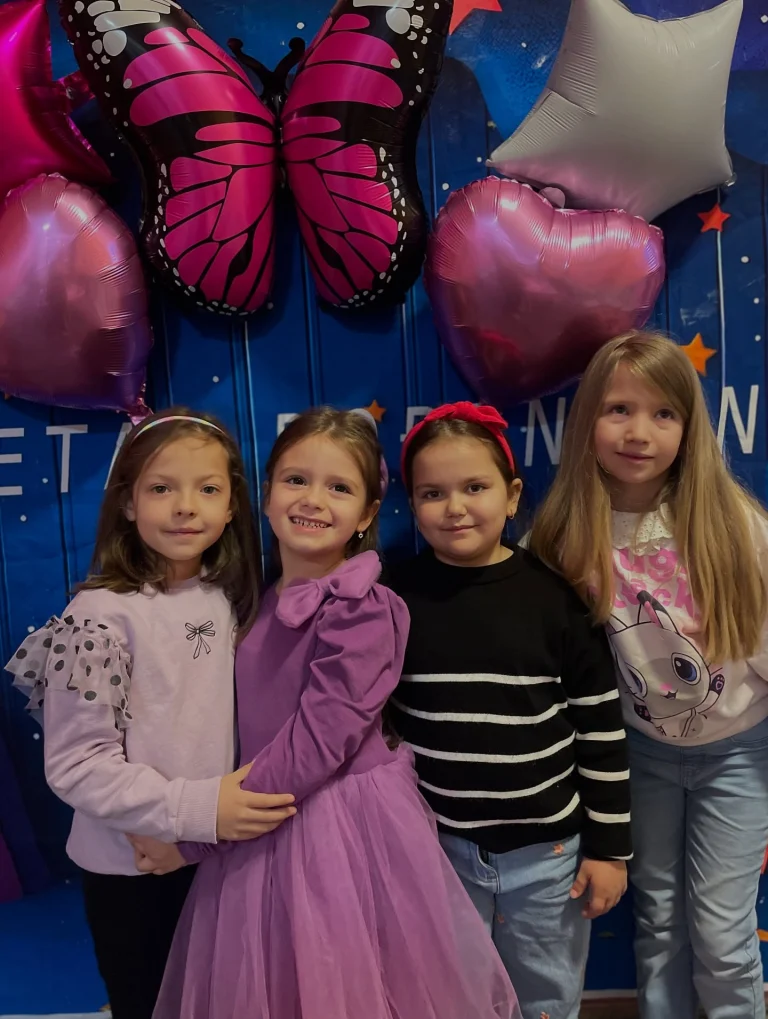 Instagram post from vrtickiki. This post is in position 10.